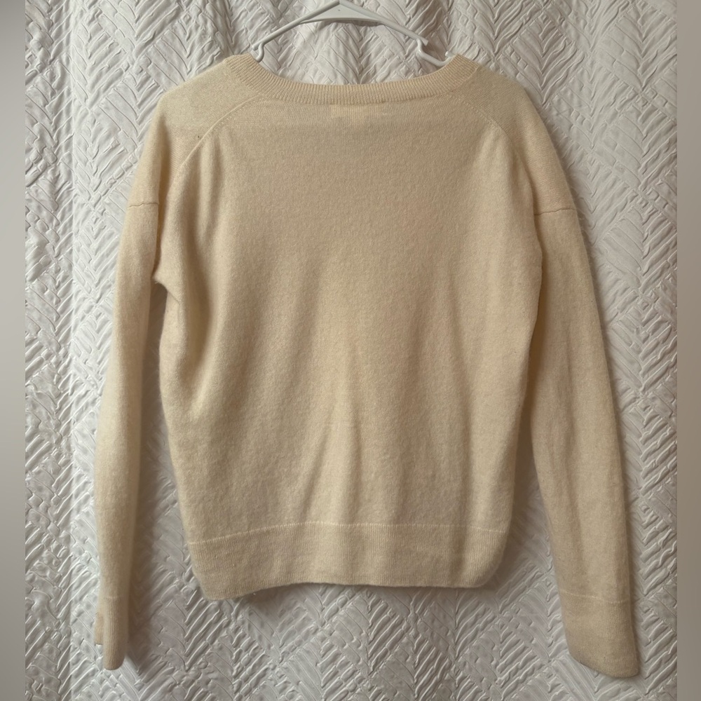 Nordstrom Elegant Cream V-Neck Sweater - Picture 2 of 3